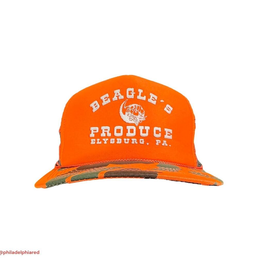 Vintage 1980’s Fishnet Beagles Produce duck camo trucker style hat